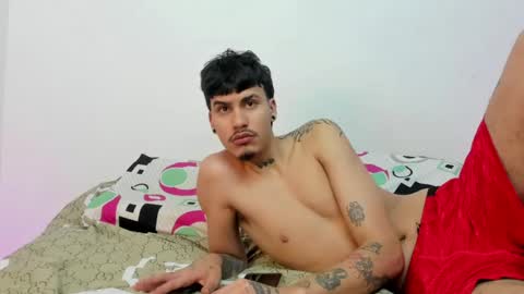 Snapshot of santy_of1 chatting on 06-08-26, 10:15 santy_of1 online show from 06-08-26, 10:15