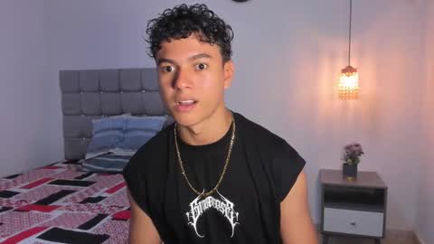 Snapshot of santy_stump chatting on 02-04-26, 12:05 santy_stump online show from 02-04-26, 12:05