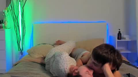 santythousand online show from 02-04-26, 07:20