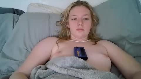 sara9920 online show from 04-13-26, 05:07