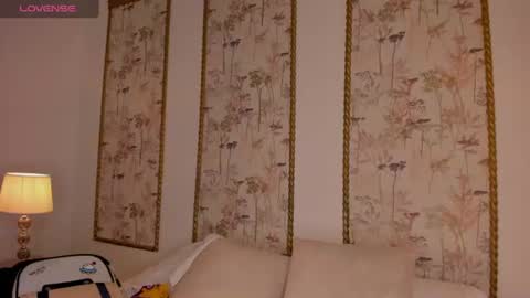 Snapshot of sara_castro24 chatting on 07-29-26, 08:18 Sara online show from 07-29-26, 08:18