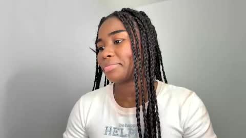 Sara online show from 03-16-26, 01:22