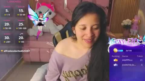 Sara T. online show from 06-18-26, 09:14