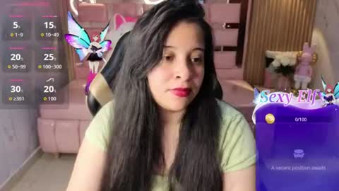 Sara T. online show from 06-25-26, 03:06