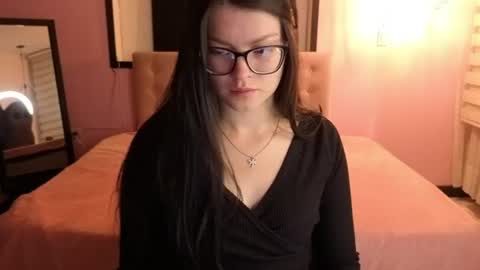 Snapshot of sara_valderrama_ chatting on 06-11-26, 12:36 sara_valderrama_ online show from 06-11-26, 12:36