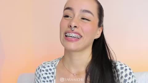 Snapshot of saraarchbould chatting on 04-08-26, 02:33 Sara online show from 04-08-26, 02:33