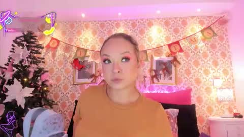 Snapshot of saraavila_ chatting on 01-06-26, 08:45 SaraAvila online show from 01-06-26, 08:45