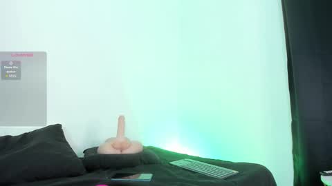Snapshot of sarabellini chatting on 02-26-26, 07:24 sarabellini online show from 02-26-26, 07:24