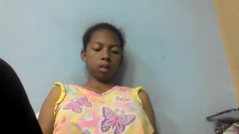 sarah146341 online show from 04-10-26, 03:01