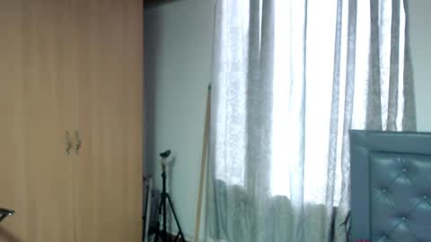 sarah online show from 04-14-26, 02:34