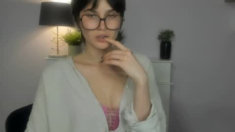 Sarah online show from 05-20-26, 02:12