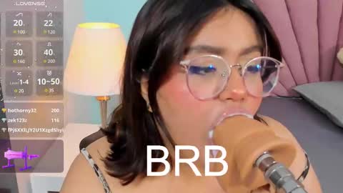 Snapshot of sarah_gold_1 chatting on 02-23-25, 03:02 Sarah online show from 02-23-25, 03:02