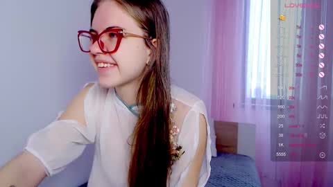 Sarah online show from 02-05-26, 03:44