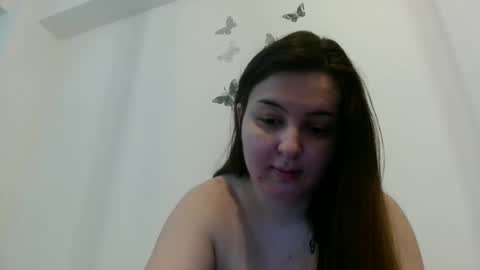 Sarah online show from 04-18-26, 02:21