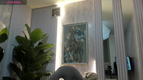 Sarah online show from 03-17-26, 02:16