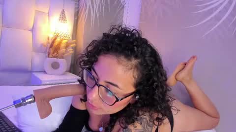 Snapshot of sarah_sluty chatting on 07-04-26, 09:37 Sarah online show from 07-04-26, 09:37