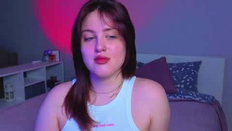 Snapshot of sarah_soul chatting on 06-13-26, 11:24 Sarah online show from 06-13-26, 11:24