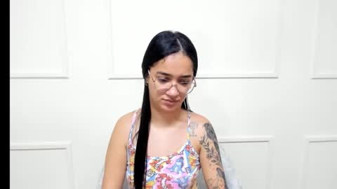 Sarah online show from 02-13-26, 01:01