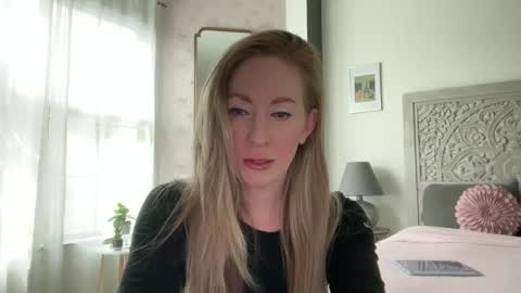 Sarah online show from 05-03-26, 05:52
