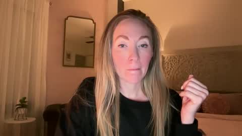 Sarah online show from 06-02-26, 03:19