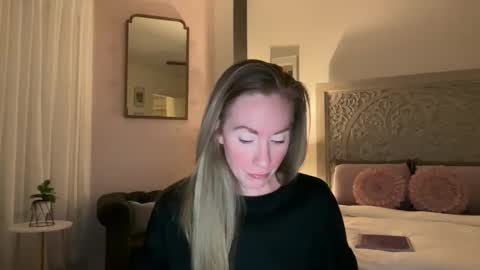 Sarah online show from 06-03-26, 03:42