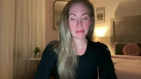Sarah online show from 06-15-26, 05:09