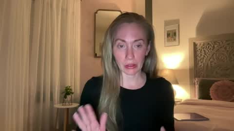 Sarah online show from 06-16-26, 05:32