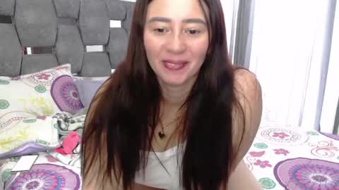 Snapshot of sarahott_1 chatting on 05-23-26, 03:49 Lia online show from 05-23-26, 03:49