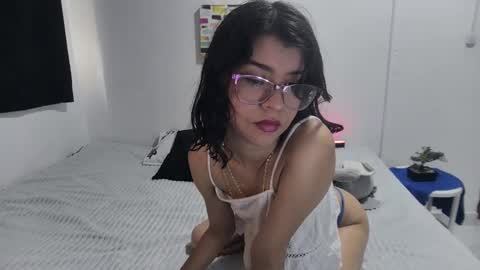 Sarah  online show from 10-26-25, 03:07