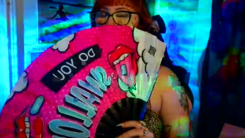 Sarah T online show from 05-02-26, 06:18