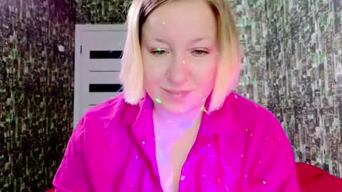 Sara online show from 04-23-26, 03:52