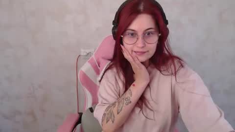 Snapshot of sarakinski chatting on 07-02-26, 12:22 Sara online show from 07-02-26, 12:22