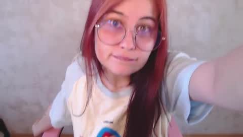 Snapshot of sarakinski chatting on 07-15-26, 09:58 Sara online show from 07-15-26, 09:58