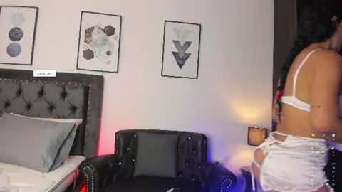 Sara online show from 06-24-26, 12:48