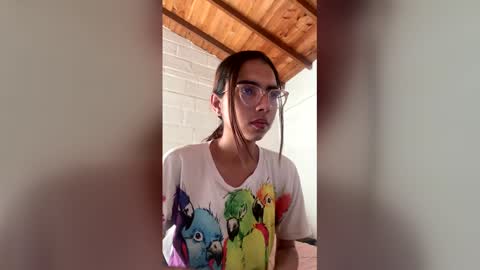 sarasaenz999 online show from 03-25-26, 07:31