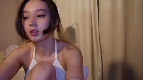 Snapshot of sarasuo chatting on 01-30-25, 12:16 Shara online show from 01-30-25, 12:16