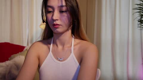 Snapshot of sarasuo chatting on 03-04-25, 09:29 Shara online show from 03-04-25, 09:29