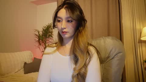 Snapshot of sarasuo chatting on 10-11-25, 02:26 Shara online show from 10-11-25, 02:26