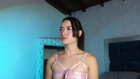 Sara W online show from 12-05-24, 01:06