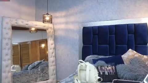 Sara W online show from 02-01-25, 10:48