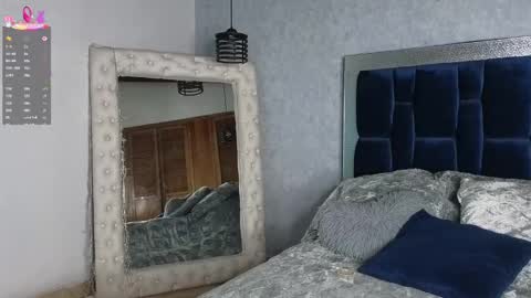 Sara W online show from 02-07-25, 01:43