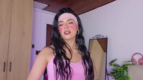 Sara online show from 05-23-26, 11:31