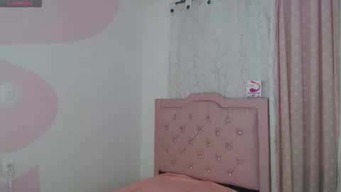 sasha_bigboobs_ online show from 04-22-26, 08:43