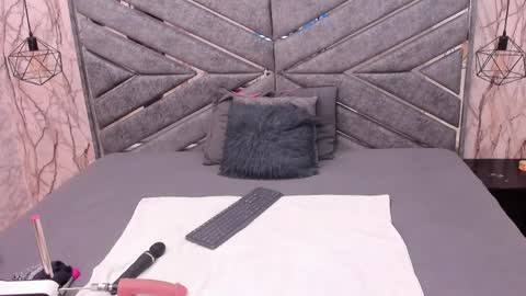 Sasha  online show from 03-27-26, 07:46