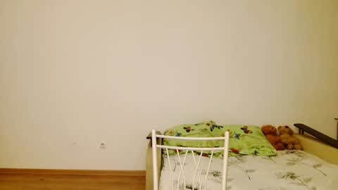 Snapshot of sasha_calvin chatting on 01-14-26, 04:07 sasha_calvin online show from 01-14-26, 04:07