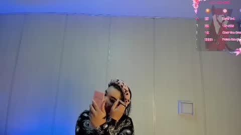 Snapshot of sasha_rivers chatting on 07-18-26, 07:28 Sasha online show from 07-18-26, 07:28