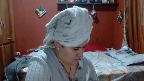 S A S H A R O S E online show from 01-06-26, 12:09