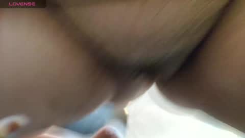 Snapshot of sasharosee2 chatting on 05-15-26, 01:29 S A S H A R O S E online show from 05-15-26, 01:29