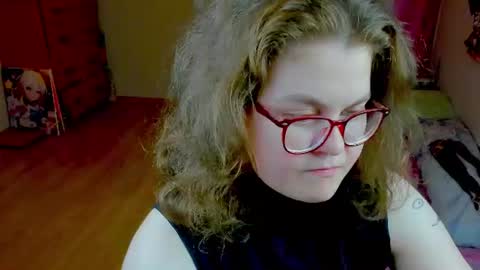 .Alexandra online show from 06-18-26, 08:46