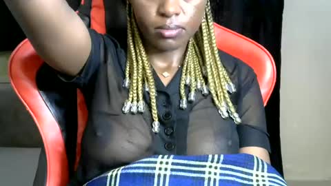 Snapshot of sassy_lyne chatting on 06-16-26, 10:23 sassy_lyne online show from 06-16-26, 10:23